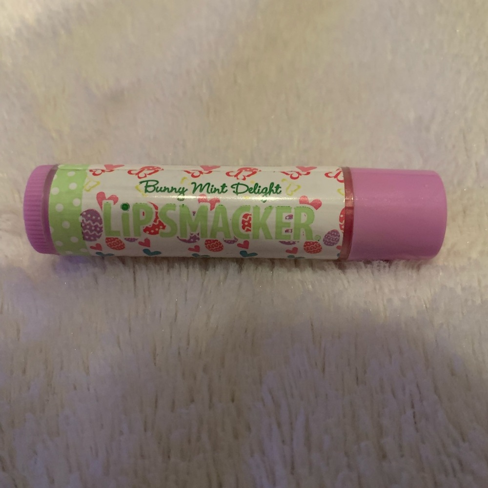 Chapsticks- 3 Lipsmackers